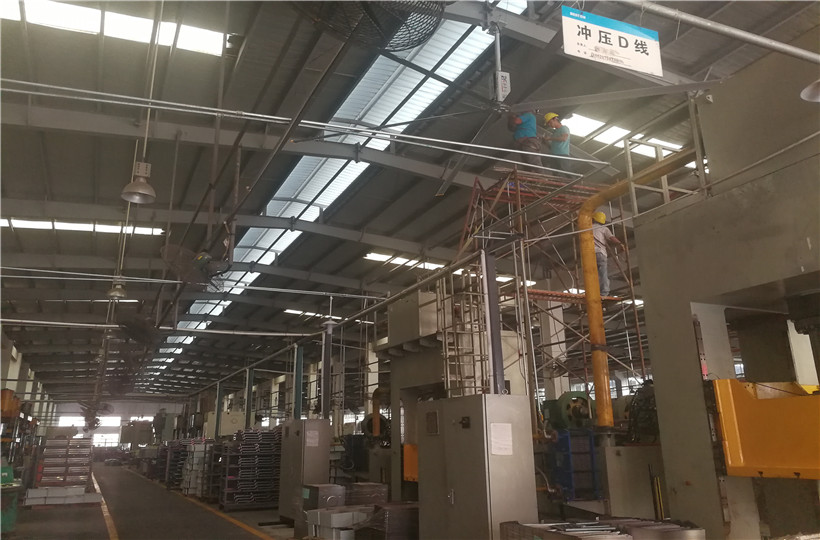 深圳注塑車間用瑞泰風工業(yè)大風扇效果深得精密集團內部的一致好評