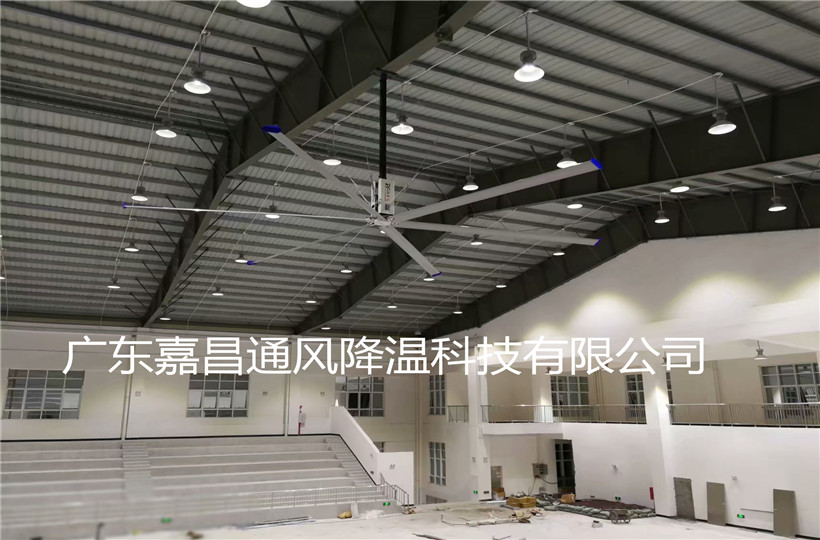 多雨季如何選擇廠房通風(fēng)降溫設(shè)備？
