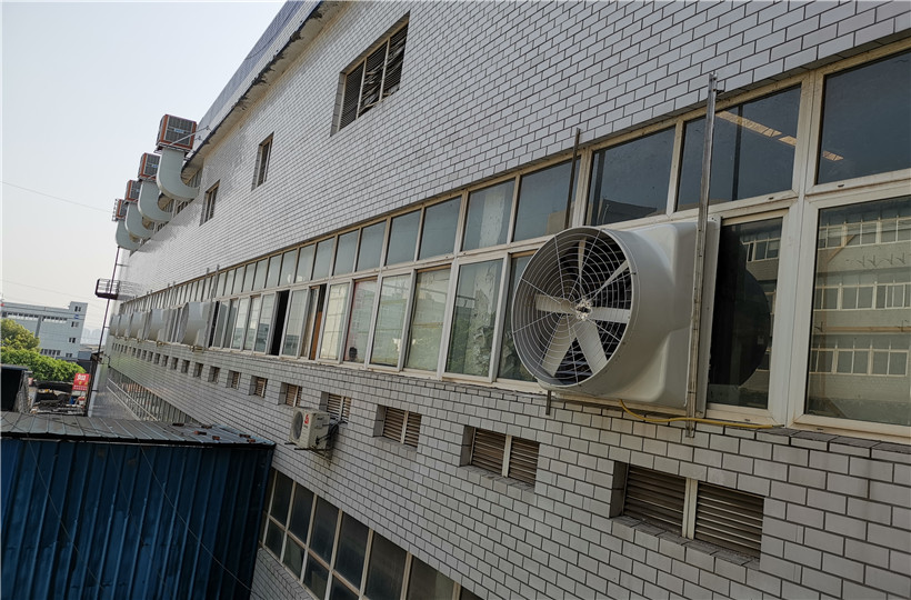 廠房車間使用負(fù)壓風(fēng)機(jī)通風(fēng)降溫效果好嗎？