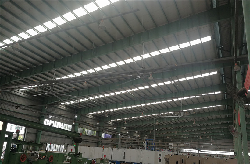 航空裝備工廠車間工業(yè)大風(fēng)扇通風(fēng)降溫工程案例